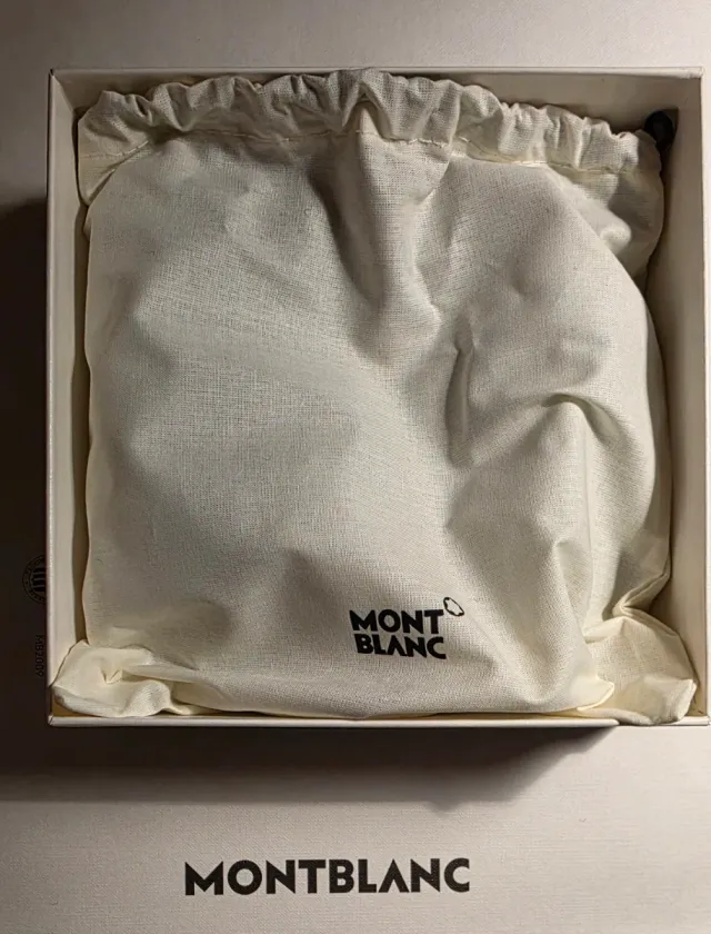 Cinturón Montblanc MLock 4810 Cuero Gris Oscuro