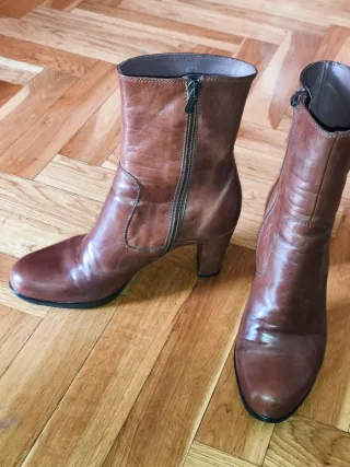 Botines de piel Barrats marrones