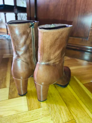 Botines de piel Barrats marrones