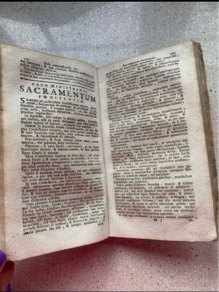 Libro antiguo Teología Moral 1769