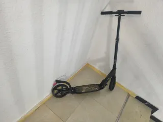 Patinete plegable negro