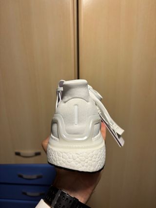 Zapatillas Adidas Ultraboost 20 Talla 43 1/3