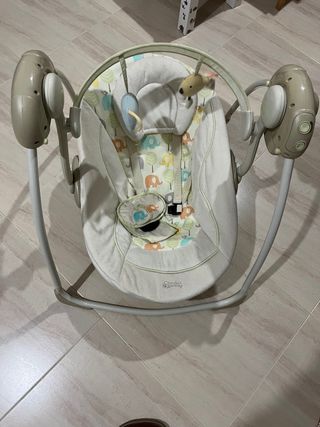 Hamaca balancín para bebé con música