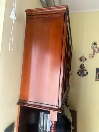 Cristalliera antica da salotto in legno