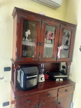 Cristalliera antica da salotto in legno