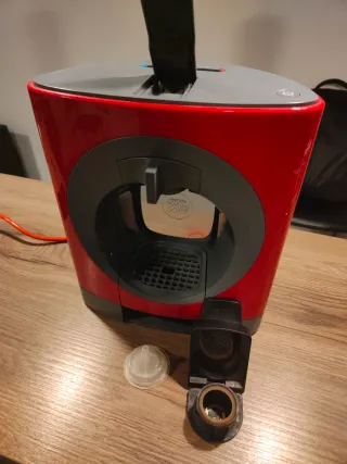 Cafetera Dolce Gusto Krups Roja