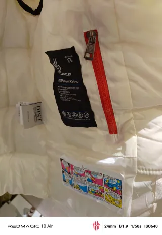 Chaqueta Moncler Talla L Blanca