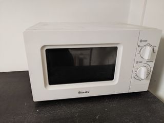 Microondas Bluesky blanco