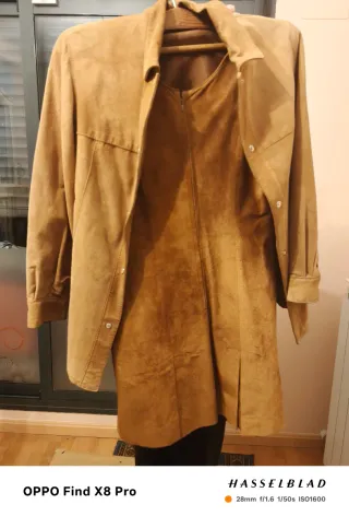 Cazadora de ante beige