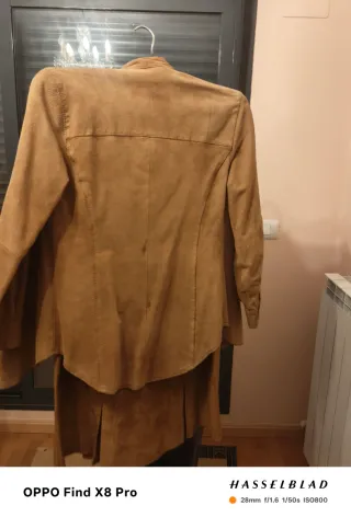 Cazadora de ante beige