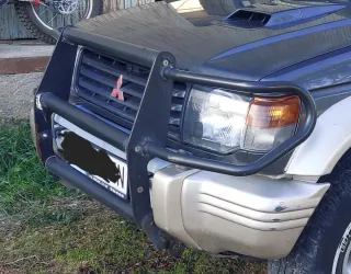 Defensa Mitsubishi Montero