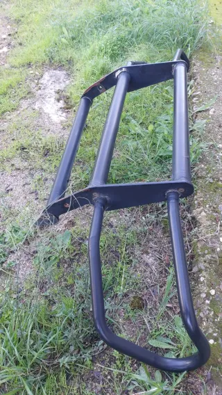 Defensa Mitsubishi Montero