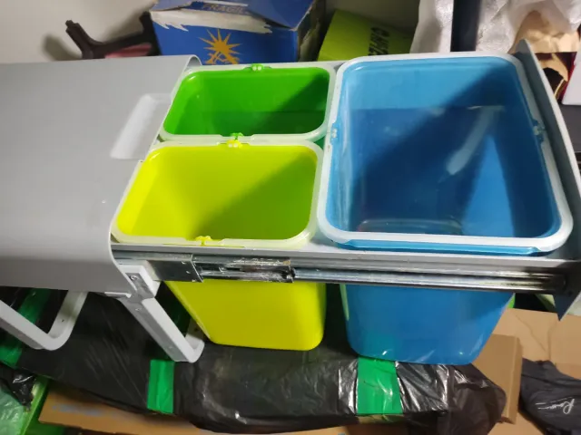 Set Cubos Basura Plástico Azul y Verde