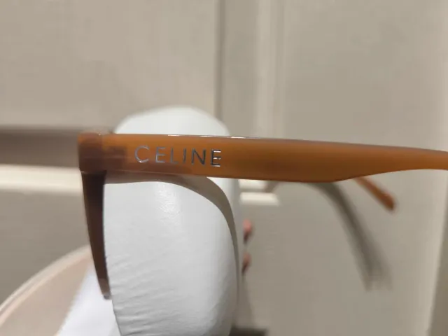 Gafas de sol Celine marrones y doradas