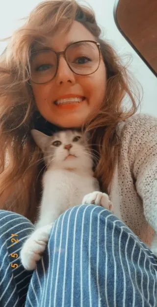 Cuidadora y paseadora animal (Gatos, Perros, etc.)