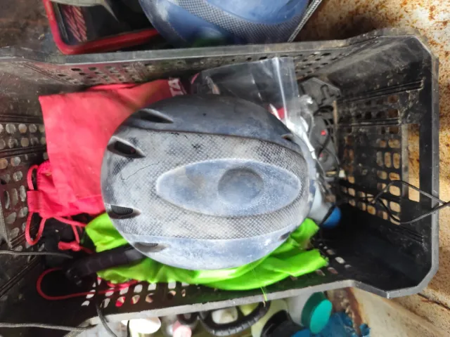 Casco de equitación negro