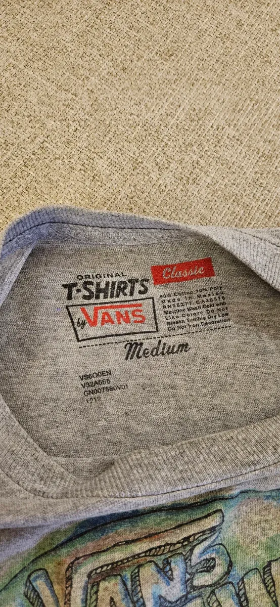 Camiseta Vans Hombre Gris
