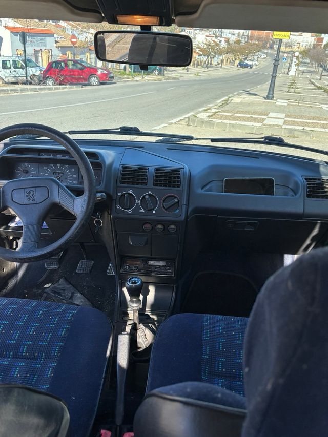 Peugeot 205 1994