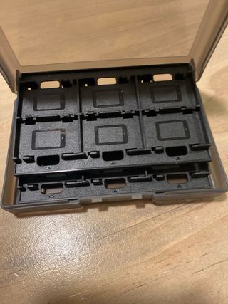 Funda y accesorios Nintendo Switch Orzly