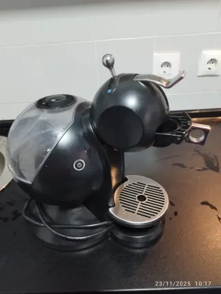 Cafetera Krups Dolce Gusto Negra