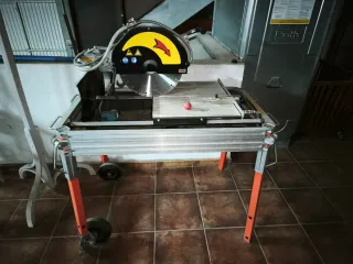 Sierra de cortar profesional