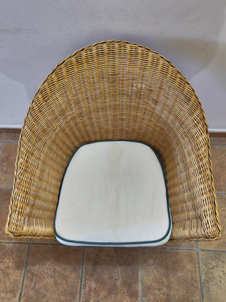 2 Sillas de Mimbre con Cojín