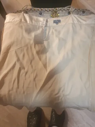 Blusa Yera Beige Pedrería Talla 46