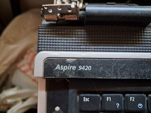 Acer Aspire 9420 Portátil
