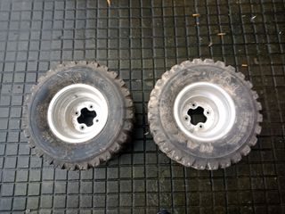 Llantas de Quad (2 unidades)