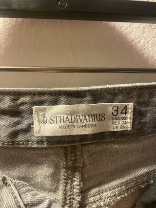 Pantalón ancho gris