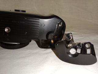 Nikon F90X + Objetivo Tamron 28mm f/2.8