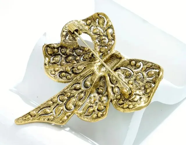 Alfinete Laço Verde com Pedras