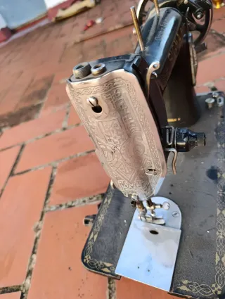 Máquina de coser Sigma antigua