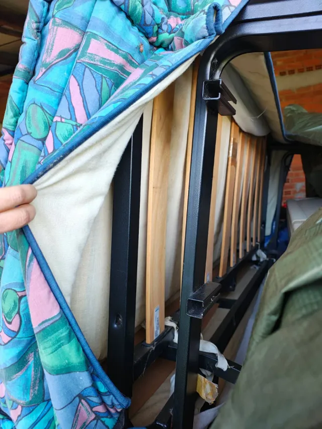 Divano letto tessuto blu e verde