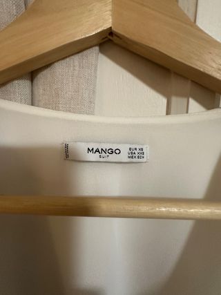 Mono bicolor Mango en blanco y negro