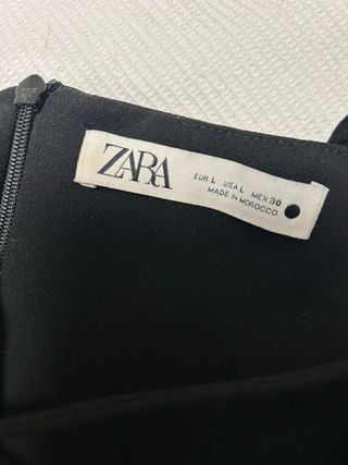 Vestido negro zara