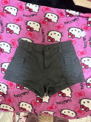 Pantalones cortos grises tiro bajo