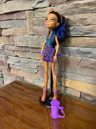 Muñeca Monster High Robecca Steam Dance Completa