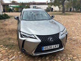Lexus UX 2020