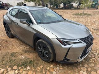 Lexus UX 2020
