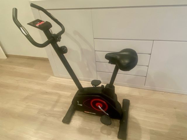 Bicicleta estática Fytter RA-M5R casi nueva