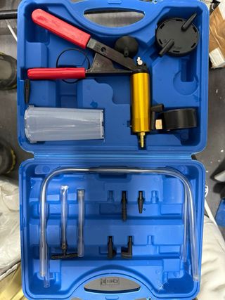 Kit Bomba Purgado Frenos Vacío