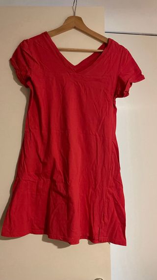 Camisola Mafalda color coral del Oysho.