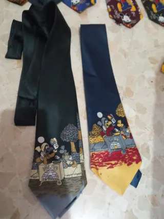 Conjunto 2 corbatas vintage Mickey Mouse