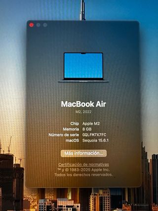 • MACBOOK AIR M2 13,6” 8GB, 512GB Midnight + ACCS.