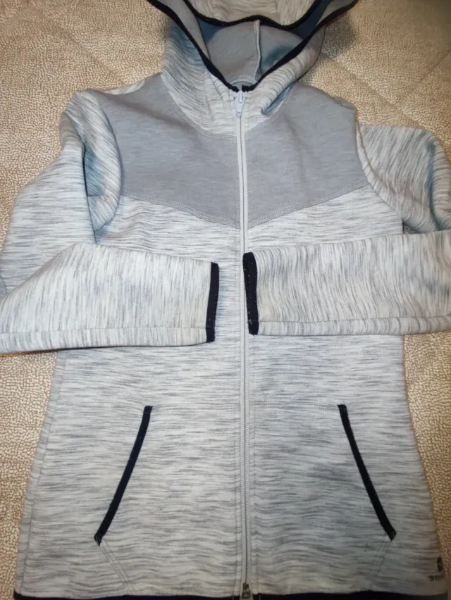 Lote sudadera Lefties y chaqueta deportiva Decathl