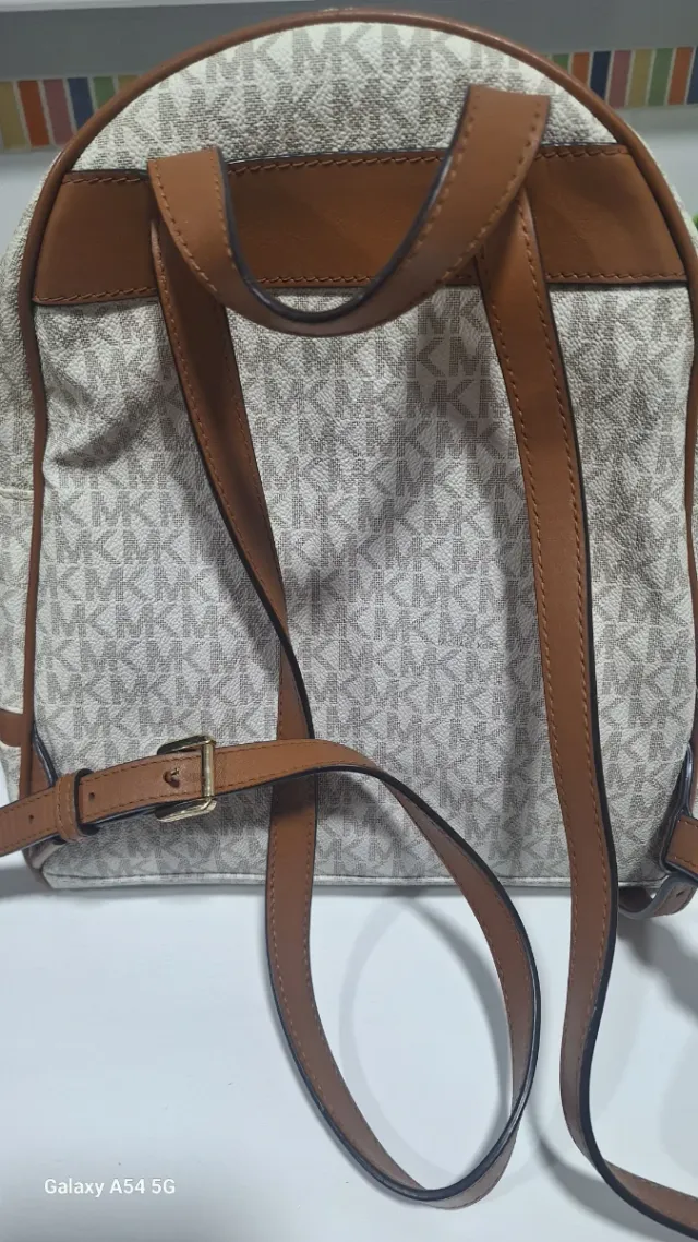 Mochila Michael Kors Beige/Blanco