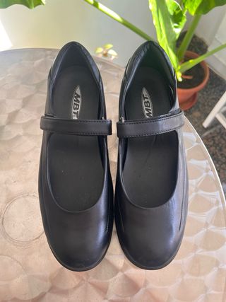 Zapatos MBT Negros Mujer