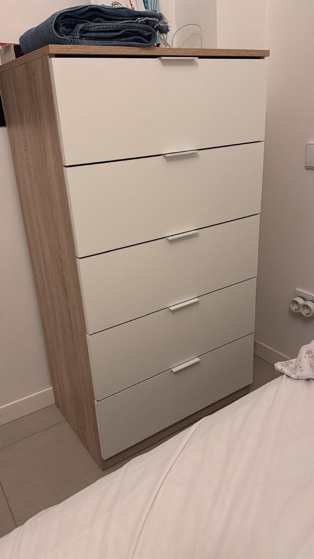 Cómoda 5 cajones madera y blanco