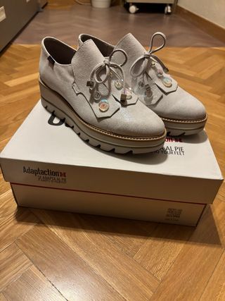 Zapatos Callaghan Beige/Plata Nuevos